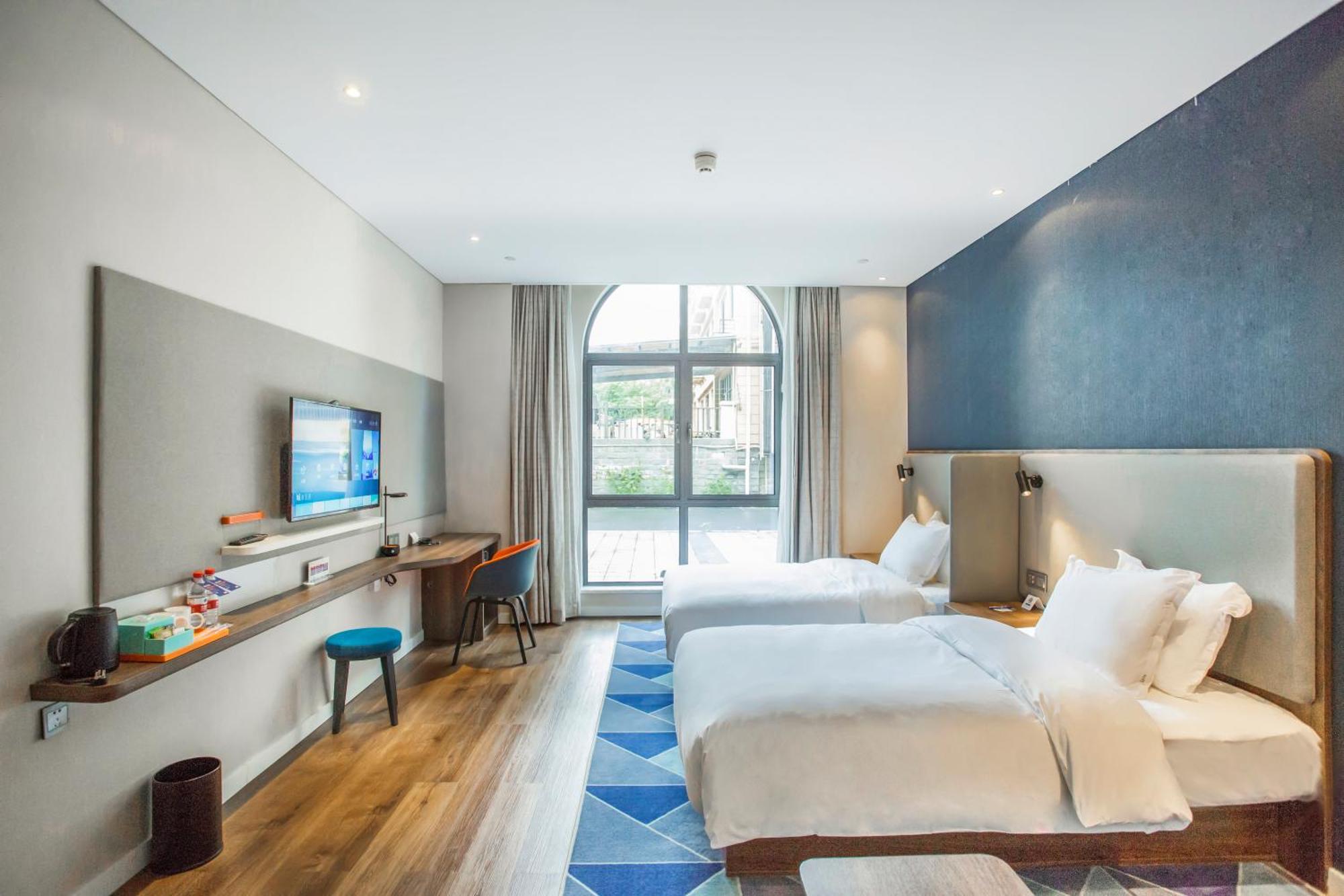 Holiday Inn Express Shanghai Pudong Chuansha, An Ihg Hotel Exterior foto