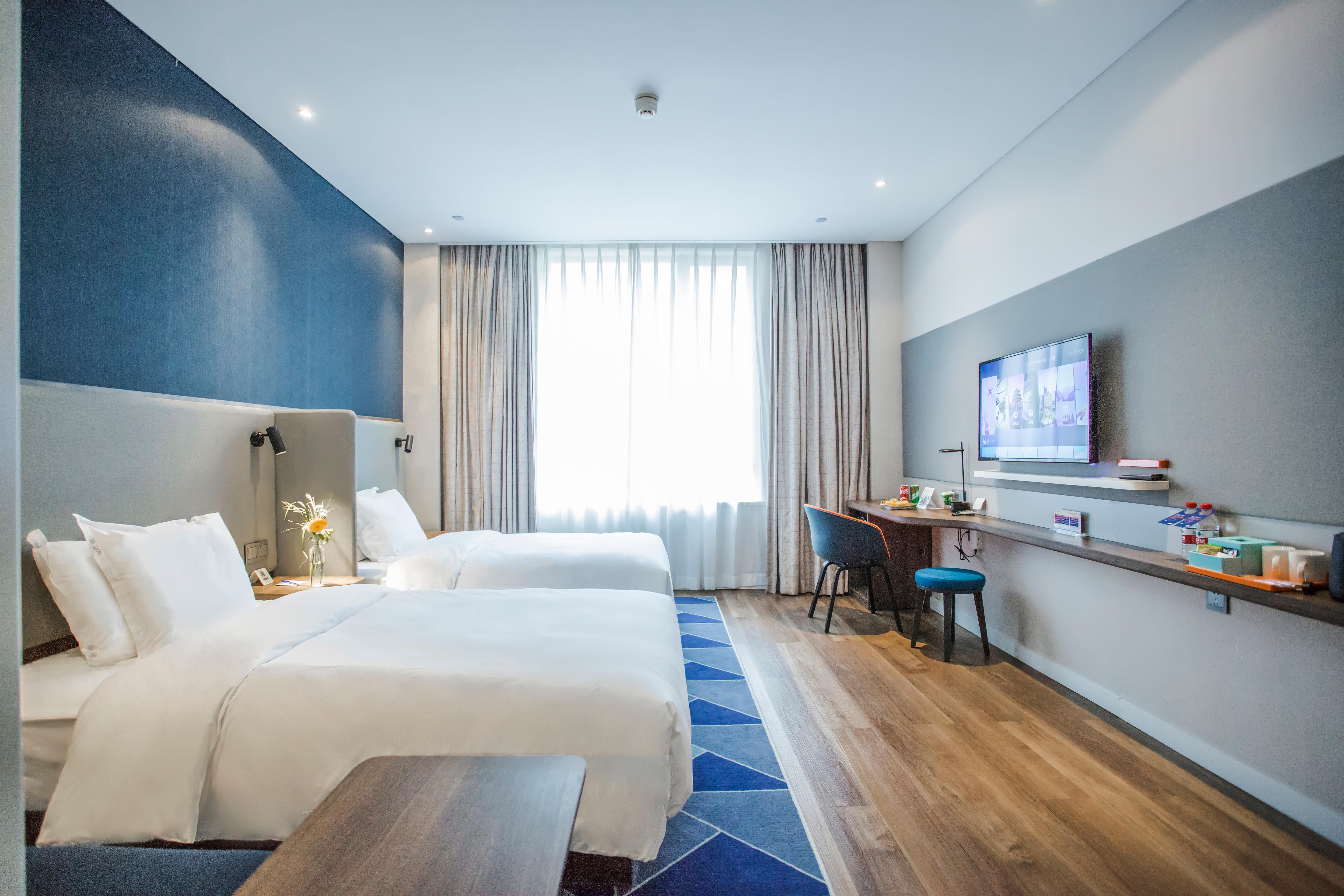 Holiday Inn Express Shanghai Pudong Chuansha, An Ihg Hotel Exterior foto